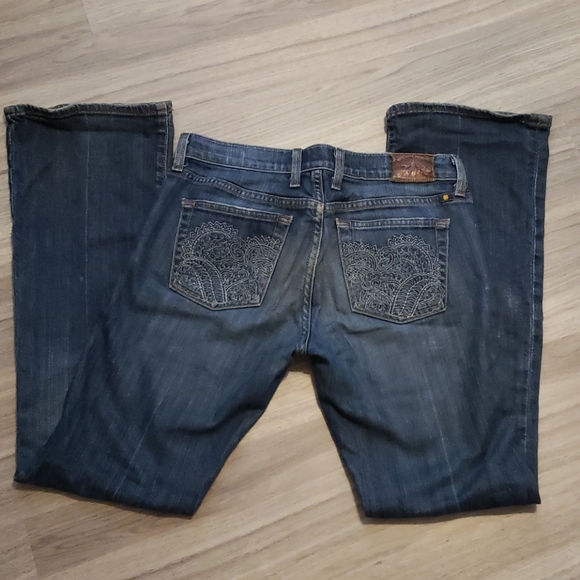 🎉3/$40🎉Lucky Womans Jeans - Picture 3 of 4